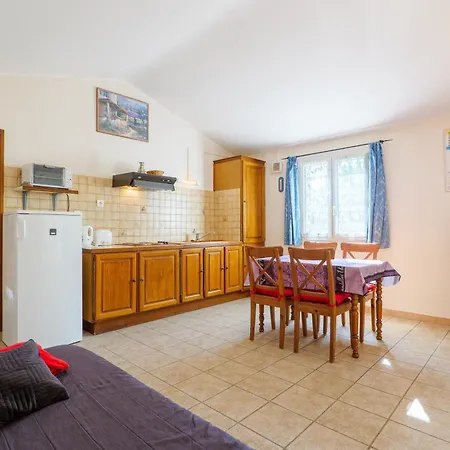 Vakantiehuis Le Cade - La Fontinelle
