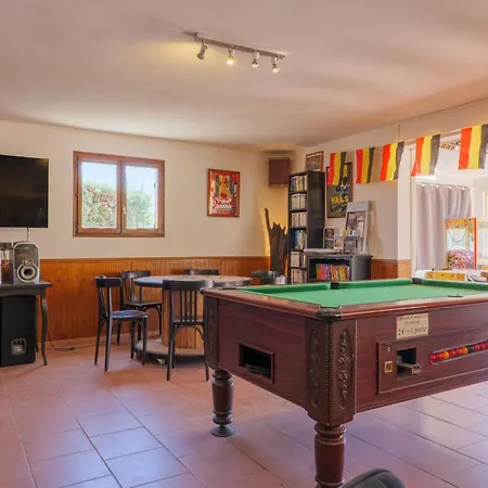 Le Cade - La Fontinelle Vakantiehuis *